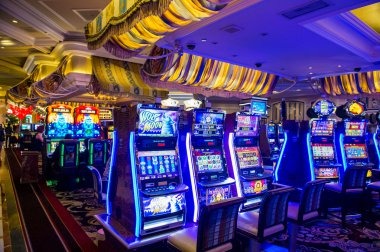 Sugar Rush cluster-pay slot interface on dewa dora